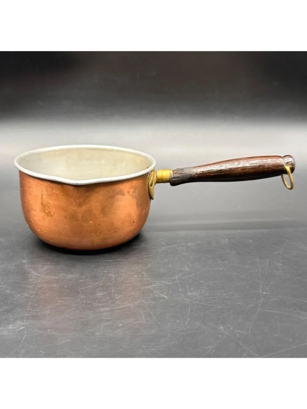 Vintage Copper Saucepan Wooden Handle Rustic Cookware Pot Dipper Pour Spout